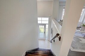 42 Crafter Crescent, Hamilton, ON