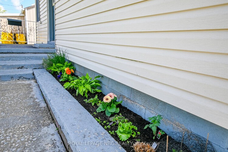 35 Mary Street, Fort Erie, ON, 332 - Central