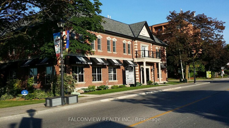 100 Queen Street S, Mississauga, ON, Streetsville