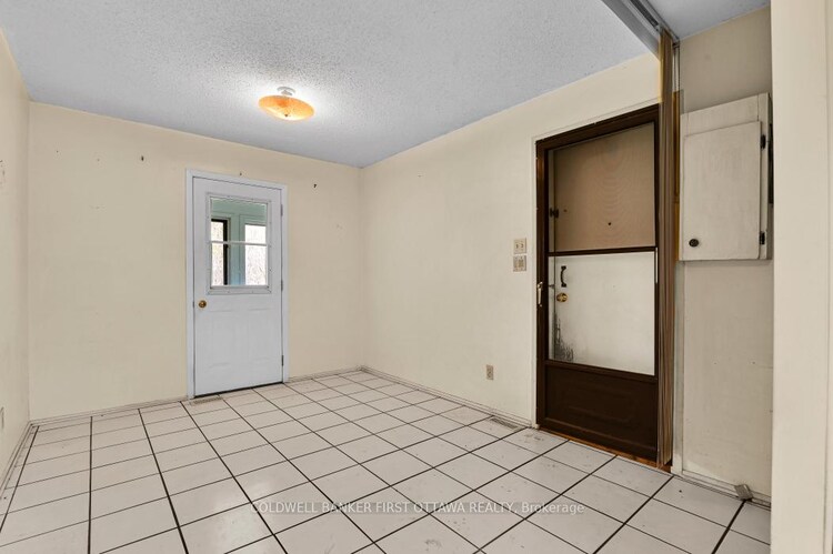 135 Manion Road, Carp - Huntley Ward, ON, 9105 - Huntley Ward (South West)