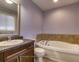 1678 BLACKMAPLE Crescent, Middlesex, ON , MLS #X12397935 , Image - 1