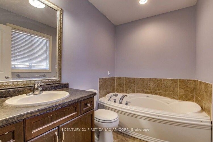 1678 BLACKMAPLE Crescent, London East, ON, East A