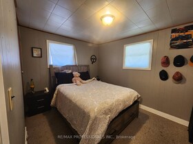 1422 Aubin Road E, Essex, ON , MLS #X12141673 , Image - 1