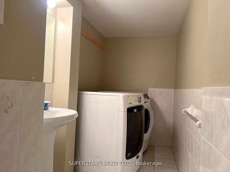 28 Quantum Street, Markham, ON, Middlefield