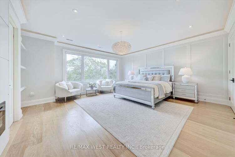 232 Ellerslie Avenue, Toronto, ON, Willowdale West