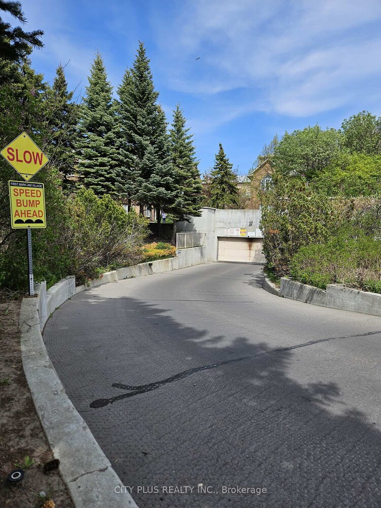 14 St Moritz Way, Markham, ON, Unionville