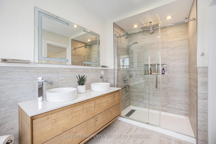 16084 Lakeside Drive, South Stormont, ON, 714 - Long Sault