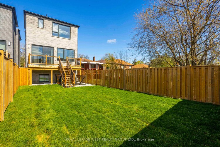 266A Kennedy Road, Toronto, ON, Birchcliffe-Cliffside