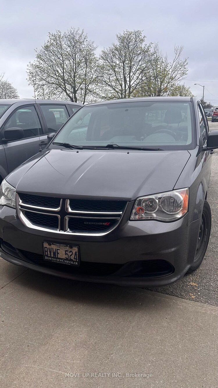 697 Petrolia Road, Toronto, ON, York University Heights