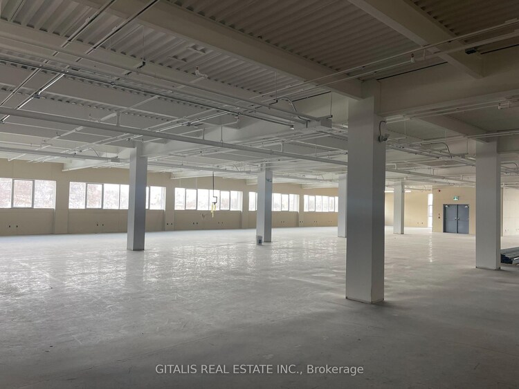 501 Alliance Avenue, Toronto, ON, Rockcliffe-Smythe