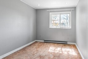 43 Courville Coachway Way, Toronto, ON