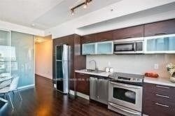 386 Yonge Street, Toronto, ON , MLS #C13442374 , Image - 1