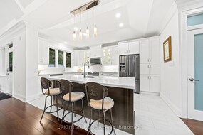 403 Hess Street S, Hamilton, ON