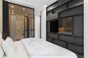 505 Richmond Street W, Toronto, ON