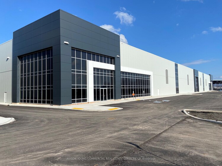 499 Great Lakes Boulevard, Oakville, ON, 1014 - QE Queen Elizabeth