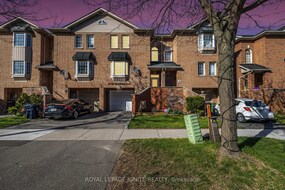 12 Eli Shackleton Court, Toronto, ON