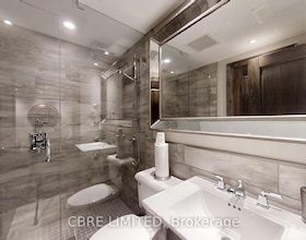 424 WATERLOO Street, Middlesex, ON , MLS #X12774908 , Image - 1