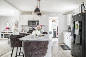 29 Hickory Hollow, Haldimand, ON , MLS #X12606168 , Image - 1