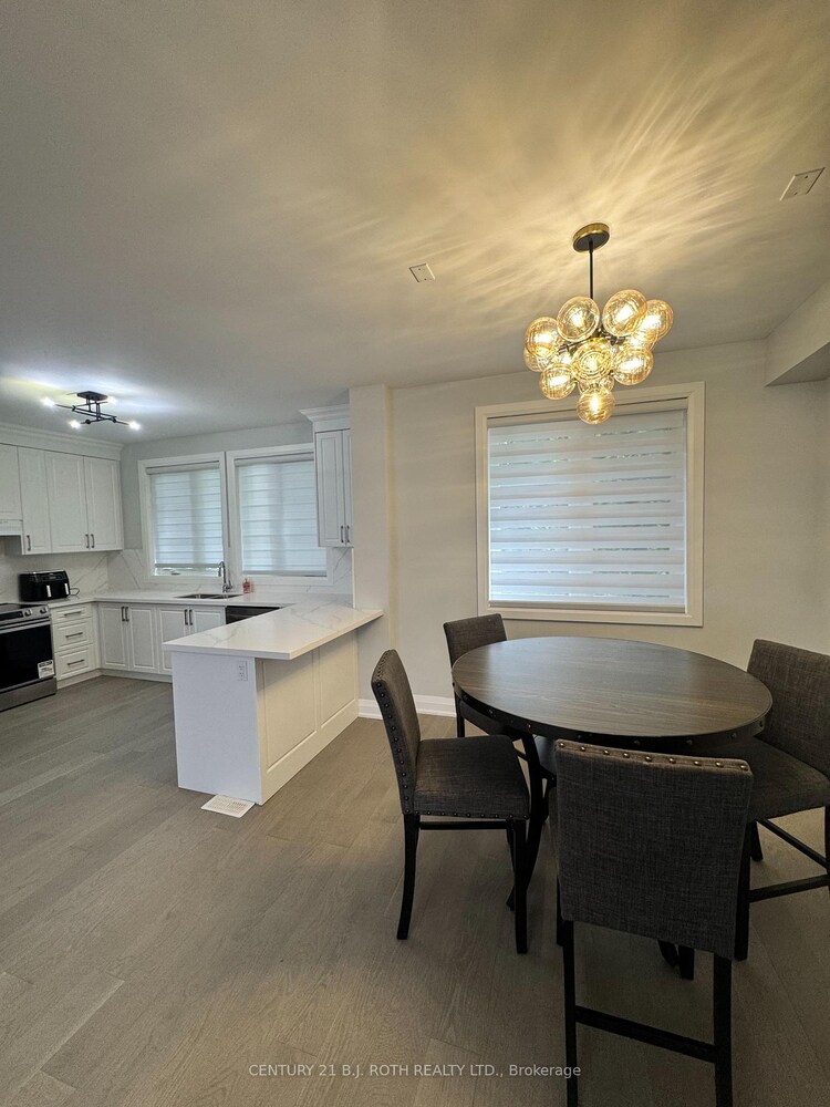 260 Eagle Street, Newmarket, ON, Central Newmarket