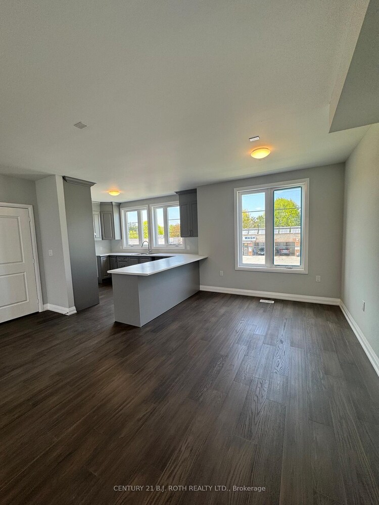 260 Eagle Street, Newmarket, ON, Central Newmarket