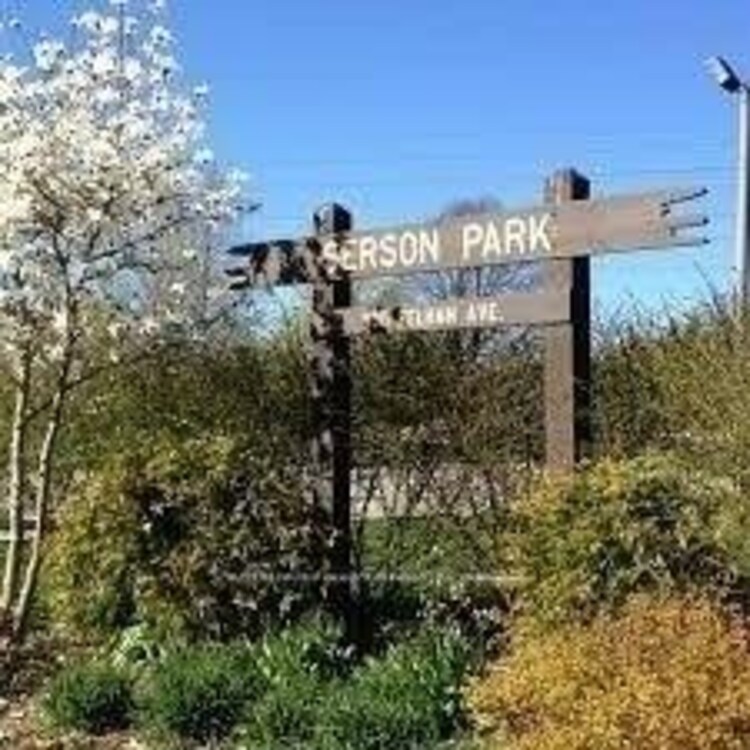 1142 Haig Boulevard, Mississauga, ON, Lakeview