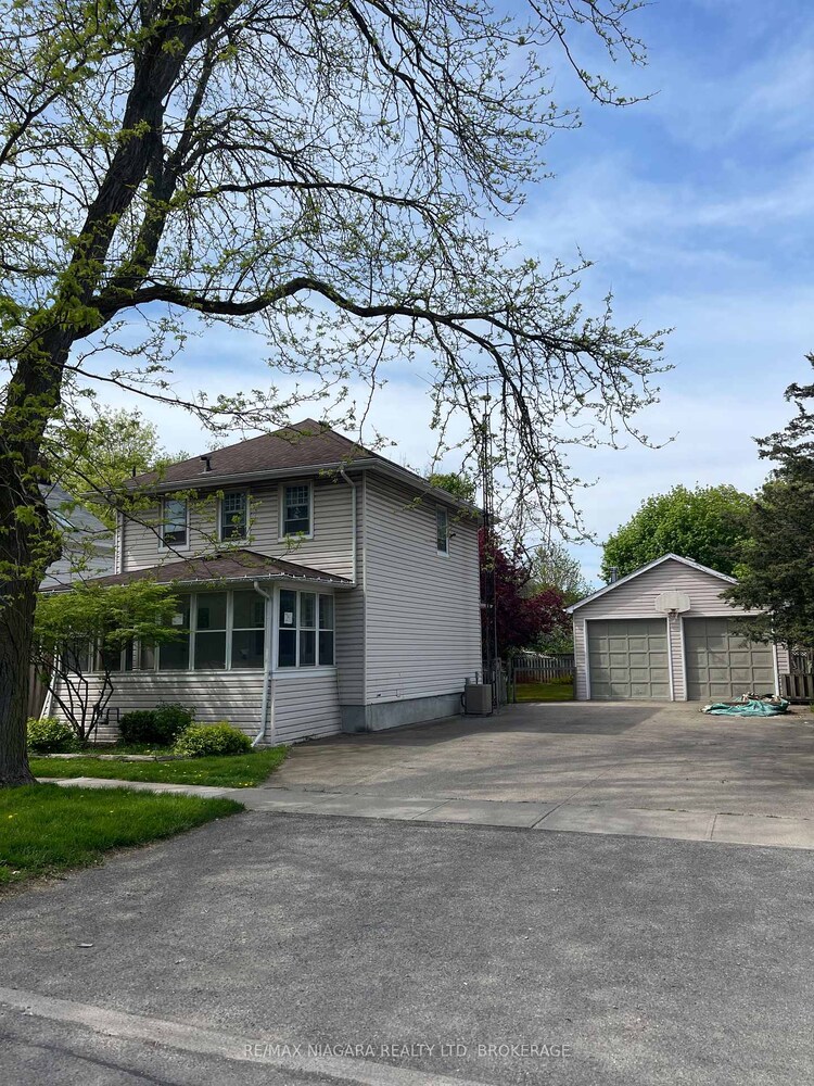 249 Russell Avenue, St. Catharines, ON, 451 - Downtown