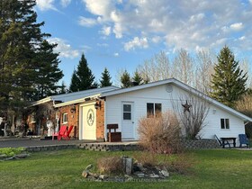 154 Roblin Street, Cochrane, ON , MLS #T12145190 , Image - 1