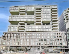 111 Bathurst Street, Toronto, ON , MLS #C12937816 , Image - 1