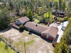 7495 Dune Drive, Lambton, ON , MLS #X12146211 , Image - 1