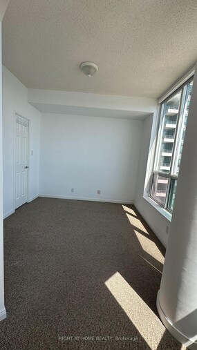 230 Queens Quay W, Toronto, ON