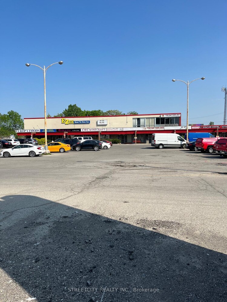 1472 Dundas Street E, London East, ON, East H