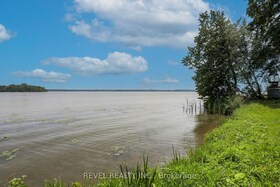 23 SUGARBUSH Trail, Kawartha Lakes, ON , MLS #X12146838 , Image - 1