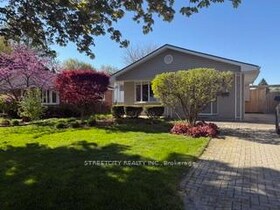 574 Front Street, Lambton, ON , MLS #X12147253 , Image - 1