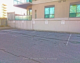 890 Sheppard Avenue W, Toronto, ON