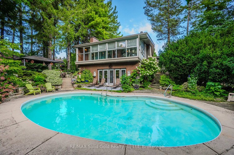 111 Grandview Drive, Woolwich, ON, 