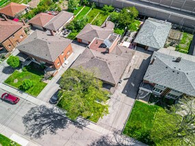 35 Woodenhill Court, Toronto, ON