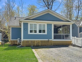 19 Farm View Lane, Prince Edward, ON , MLS #X12499306 , Image - 1