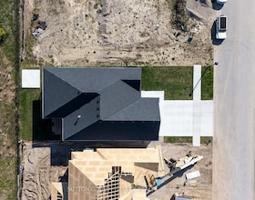 2222 Linkway Boulevard, Middlesex, ON , MLS #X12830978 , Image - 1