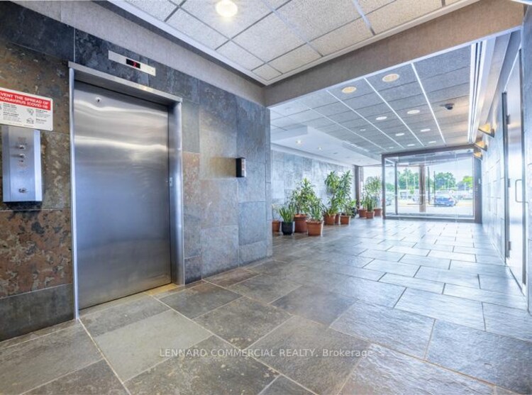 150 Consumers Road, Toronto, ON, Henry Farm