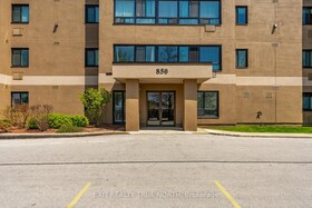 850 6th Street E, Grey County, ON , MLS #X12330494 , Image - 1