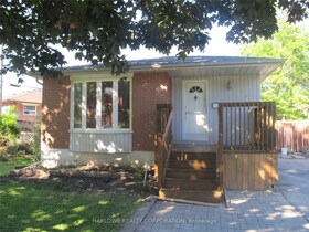 909 Reytan Boulevard, Durham, ON