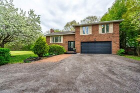 152 Concession 7 Road E, Hamilton, ON , MLS #X12353864 , Image - 1