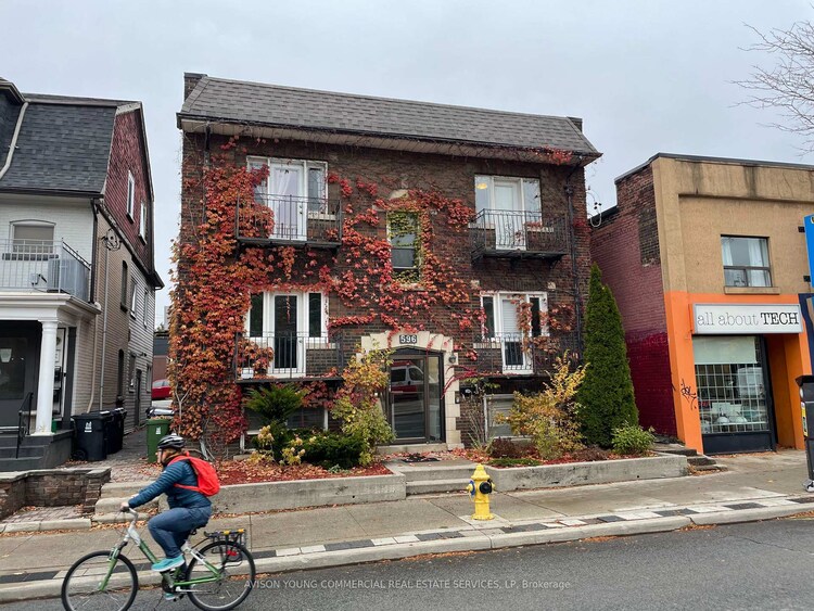 596 St. Clair Avenue W, Toronto, ON, Humewood-Cedarvale