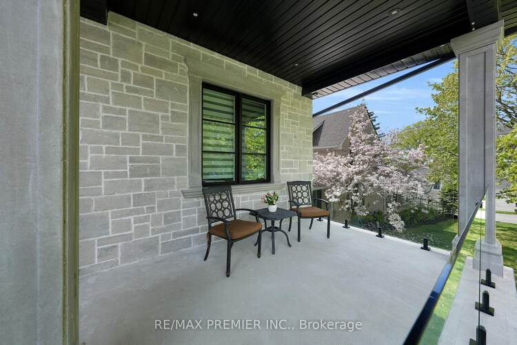 42 Alice Street, East Gwillimbury, ON, Mt Albert