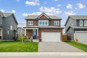 240 Boyd Street, Lanark, ON , MLS #X12443494 , Image - 1