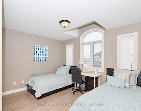 6045 Ernest Crescent, Niagara, ON , MLS #X13826762 , Image - 1
