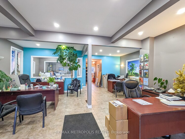 533-537 Christina Street N, Sarnia, ON, Sarnia