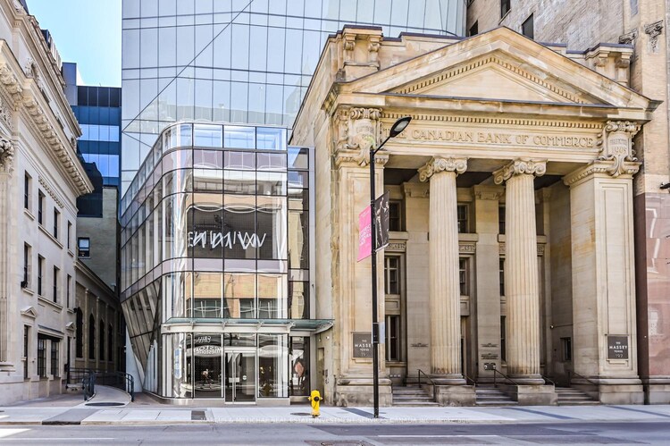 201 Yonge Street, Toronto, ON, Church-Yonge Corridor