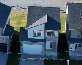 2274 Southport Crescent N, Middlesex, ON , MLS #X12385557 , Image - 1