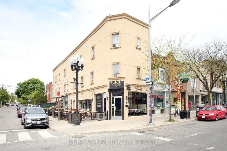 1370 St Clair Avenue W, Toronto, ON, Corso Italia-Davenport
